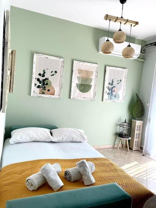 La Vie Est Belle Apartment Kavala Bagian luar foto