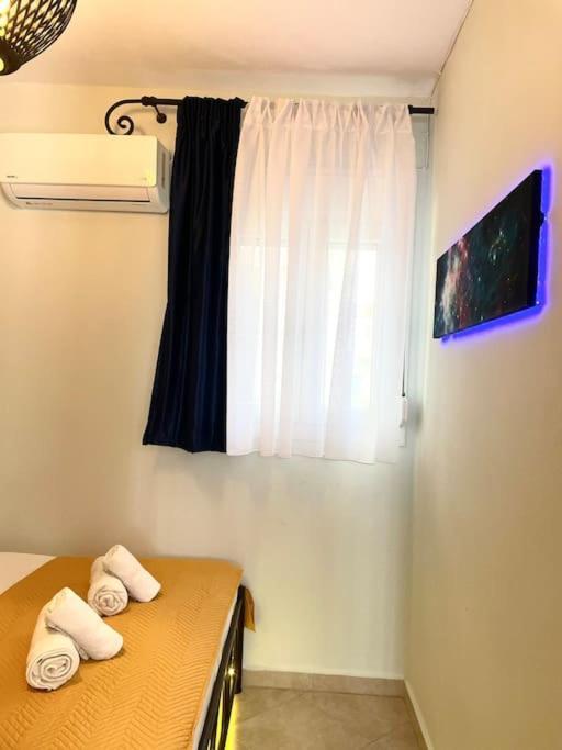 La Vie Est Belle Apartment Kavala Bagian luar foto